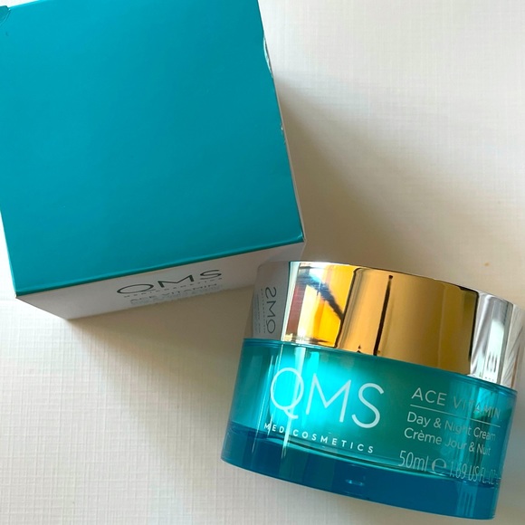 QMS Medicosmetics Other - QMS Medicosmetics Ace Vitamin Day & Night Cream Women Moisturizer